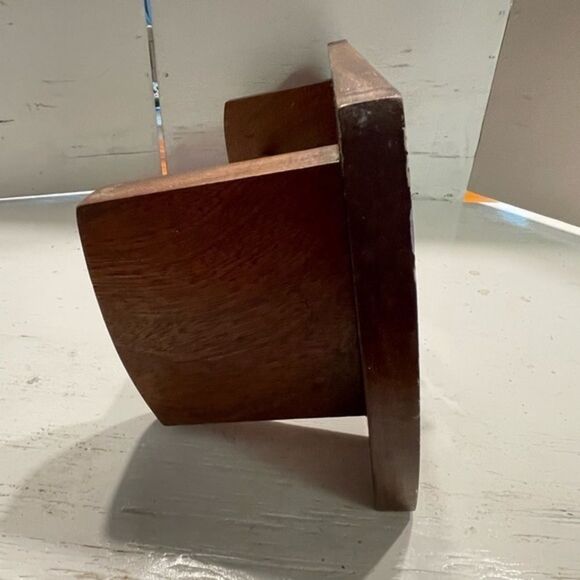 Wooden Gracie Oaks wall mounted paper towel roll holder dispenser/display shelf - Picture 9 of 10